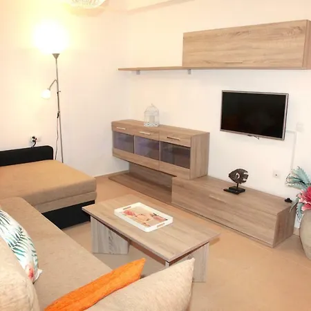 Apartamento Los Delfines Lejlighed